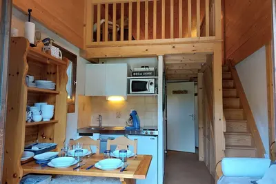 Image de Joli appartement pour 4 personnes avec Tv et balcon
