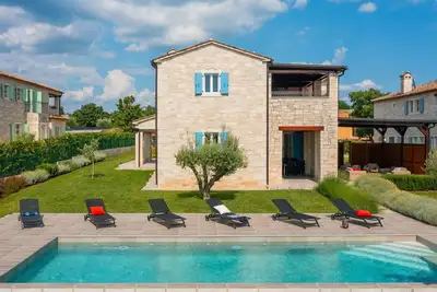 Image de Maison de vacances privée avec piscine privée, Wifi, climatisation, Tv, terrasse, vue panoramique