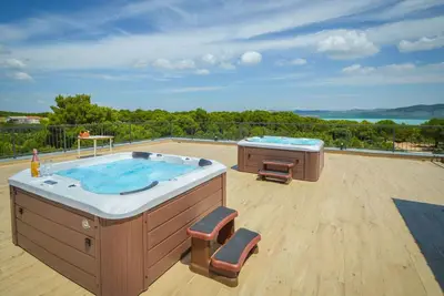 Image de Joli appartement pour 6 personnes avec piscine, climatisation, Wifi, Tv et terrasse