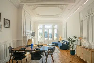 Image de Le \"Patrimoine\" Cœur de Limoges : Parking, Clim et Terrasse Privée