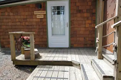 Image de In Telegraph Cove, rare gem, private, Tv, High-speed WiFi, no cleaning fees