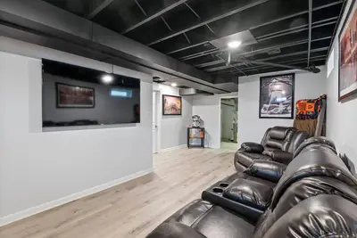 Image de Cozy LeClaire Townhome within walking distance to downtown!