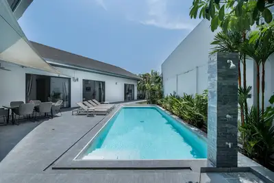 Image de luxury tree villa rawai 4 chambres, 5 min de la plage