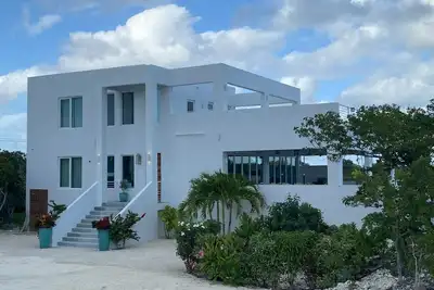 Image de CaribbeanSunriseVillas&Pools. Two spectacular luxury side by side villas.