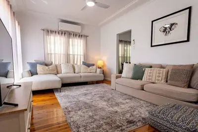 Image de Crown Comforts - Family Escape, Firepit