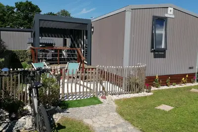 Image de Mobil-home confort 3 ch, piscine chauffée, 200m plage, parking, WiFi, animaux admis