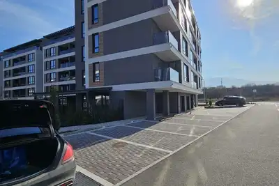 Image de Dilyanka Apartments top location Ferienwohnung mit Terrasse