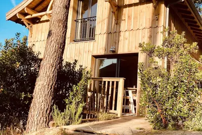 Image de La Cabane Du Chateau D'Ô, 4****, plage 300 m, wifi, spacieuse et confortable