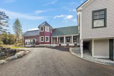 Image de Close to Acadia, SWHarbor, Deck, Sun Porch, Spacious with modern amenities.