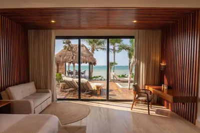 Image de Villa TuluMar –Private Full-Service Luxury Beachfront Villa