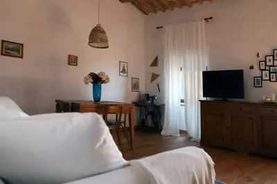 Image de \"c'era una Volta\" al Rione Castello, Luminosa Casa con Vista Panoramica sul Lago