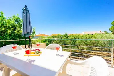 Image de Beautiful apartment with shared garden, near the center, free parking