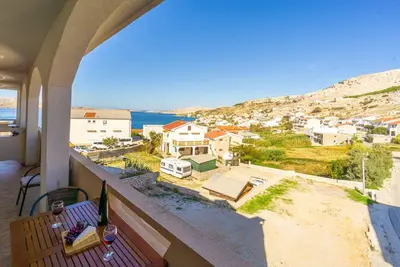 Image de Apartment with sea view, free WiFi and free parking