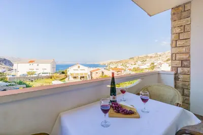 Image de Apartment with sea view, free WiFi, free parking