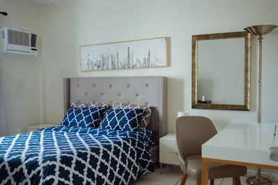 Image de Your Vacation Home! Near The Beach