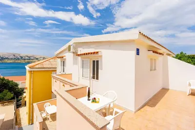 Image de Apartment with balcony, free WiFi and free parking