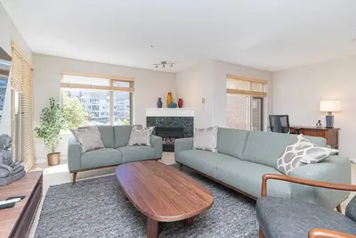 Image de Deluxe 2 Bed 2 Bath with parliament views