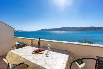 Image de Studio-Apartment with balcony and sea view