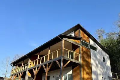 Image de 2 King Sized Master Br Suit - 13 Min to Downtown - West Asheville
