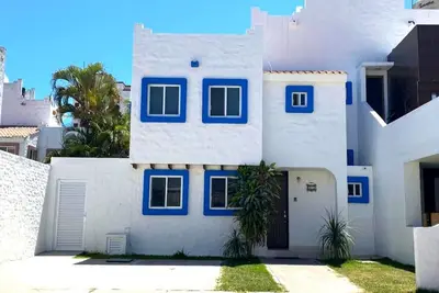 Image de Sin imagen\t\nCasa en Quintas del Mar con acceso a la playa