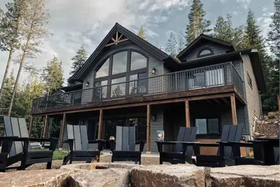 Image de Hillside Hideaway Near the Lake