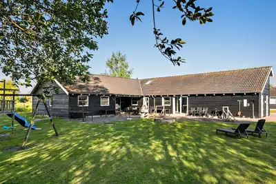 Image de Superbe maison à Idestrup avec WiFi