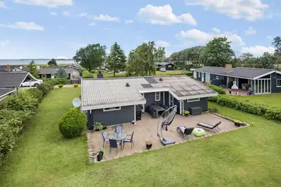 Image de Belle maison de 2 chambres à Faaborg