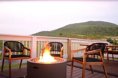 Image de Large Comfy Mountain View House Near Vt\/Hiking