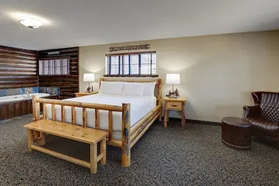 Image de Comfortable Moline Accommodation! Family Fun by The River | 2 Units