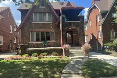 Image de Gorgeous Luxury 3Br 2Bth Home Located just minutes from Downtown! Lower Unit