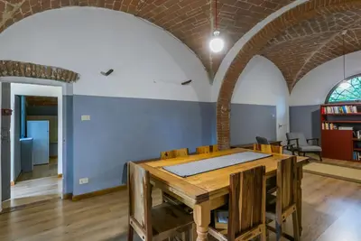 Image de Agréable appartement dans une maison de vacances avec piscine, Wifi, animaux admis et parking