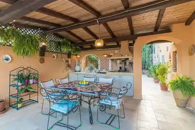 Image de Belle maison de vacances privée avec Wifi, climatisation, Tv, patio, animaux admis et parking