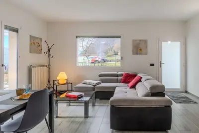 Image de Agréable appartement pour 6 personnes avec climatisation, Wifi, Tv, terrasse et parking