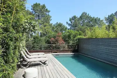 Image de Joli appartement avec Wifi, climatisation, piscine privée, Tv, terrasse et animaux admis