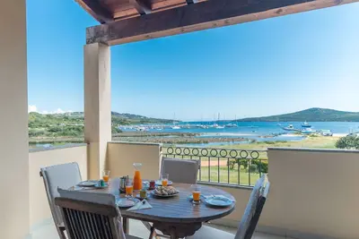 Image de Confortable appartement pour 4 personnes avec climatisation, Wifi, Tv et terrasse