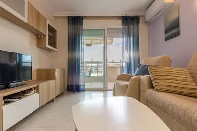 Image de Confortable appartement pour 6 personnes avec climatisation, Wifi, piscine, Tv et terrasse