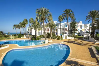 Image de Bel appartement pour 4 personnes avec climatisation, piscine, Wifi, Tv et terrasse