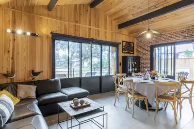 Image de Belle maison de vacances privée avec Wifi, climatisation, Tv, terrasse et animaux admis