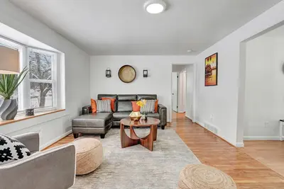 Image de Pet and kid friendly home in Henrietta