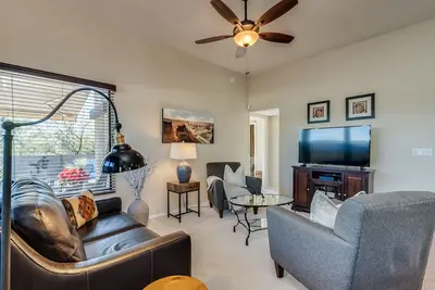 Image de Casa Bonita Oasis at Greens! First floor 3 bd w/ private patio and yard!