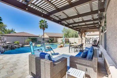 Image de Backyard Oasis & Pool: Gilbert Getaway!