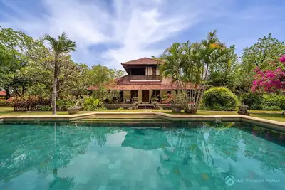 Image de Breathtaking Pool Villa With Mountain View!