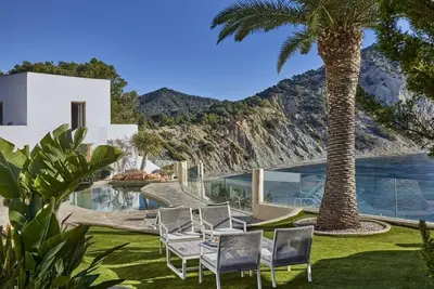 Image de Maison de vacances pour 0 personnes  + 10 enfants env. 218 qmà Cala Llonga, Ibiza (Côte sud d'Ibiza)