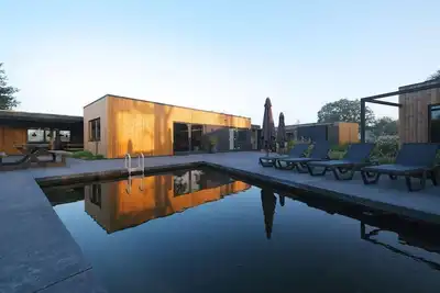 Image de Amalia Familia, ideal for large groups, offers a surprising amount of privacy, space and comfort due to its unique layout.