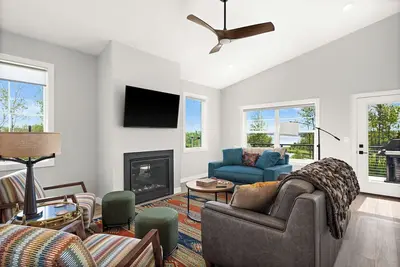 Image de RiverWest Hunters Lookout-Riverfront, 25% off Ski Tickets-Dog Friendly