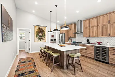 Image de RiverWest Hunters Lodge-Riverfront-25% off Ski Tickets-Dog Friendly