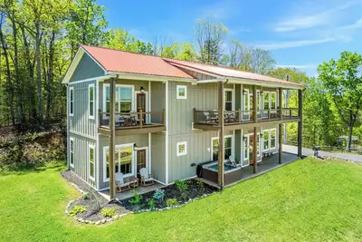 Image de Angel’s Overlook | Hot Tub, Theater & Views – Sleeps 12 in the Smokies