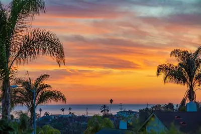 Image de Stunning Remodeled Home w/ Ocean Views + Spacious Yard