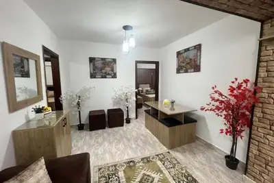 Image de Luxury Downtown Apartment with Stunning View – 3 Bedrooms, Sleeps 8, 2 Bathroom