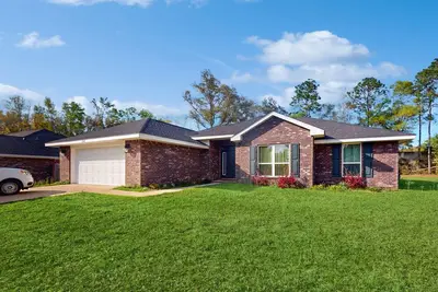 Image de Dog-friendly home with massage room, near airport and historic downtown